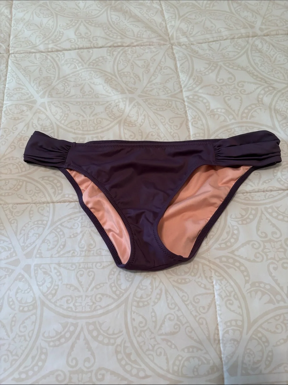 Victoria’s Secret bikini - Picture 5 of 7